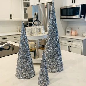 Christmas Tree Trio Decor